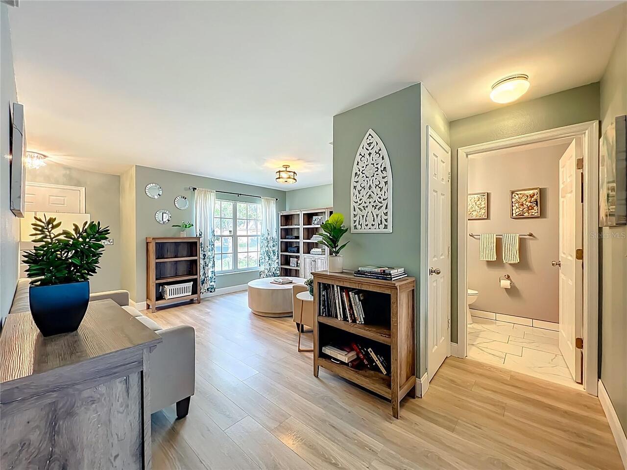 Listing Photo 15