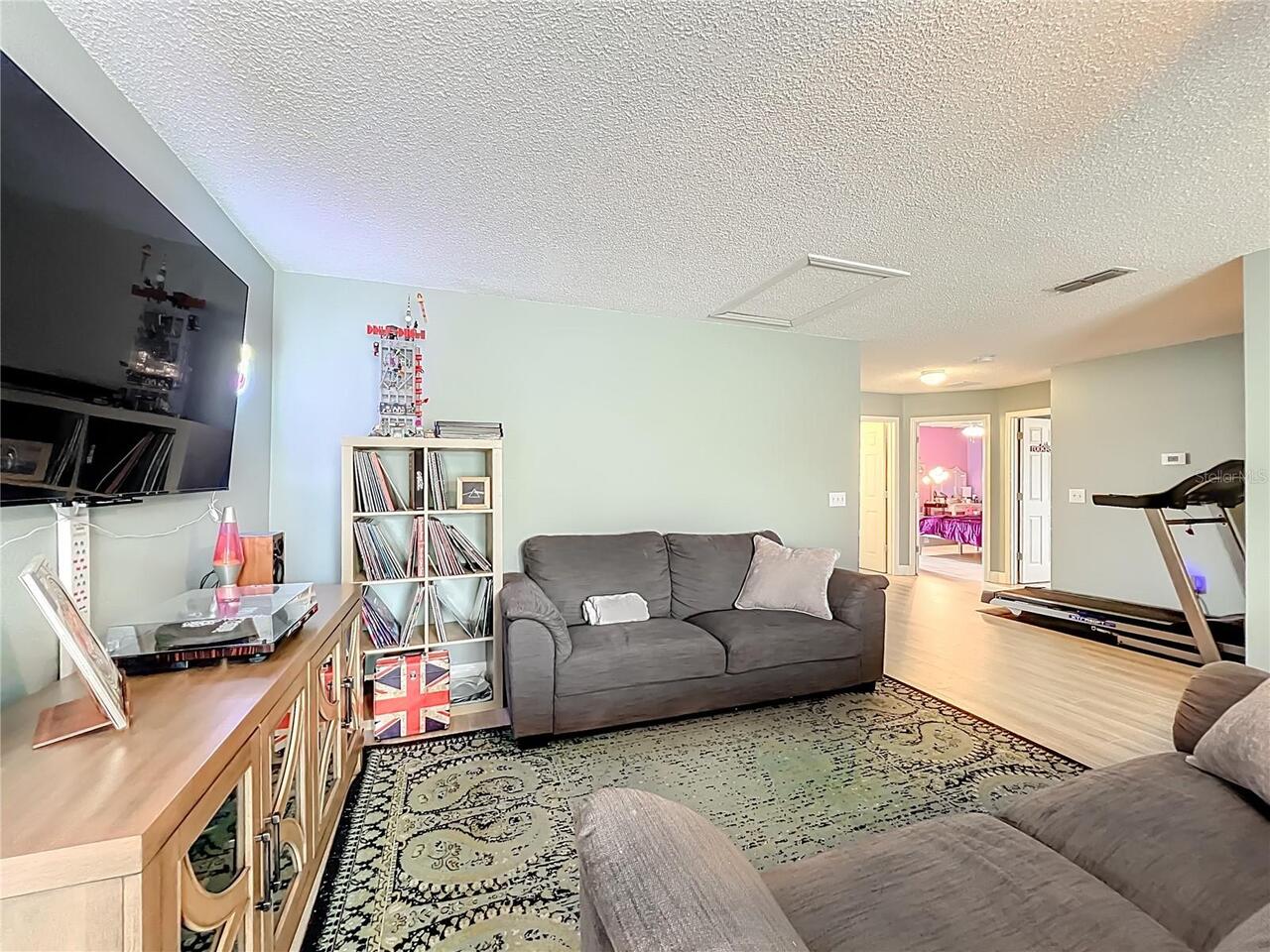 Listing Photo 42