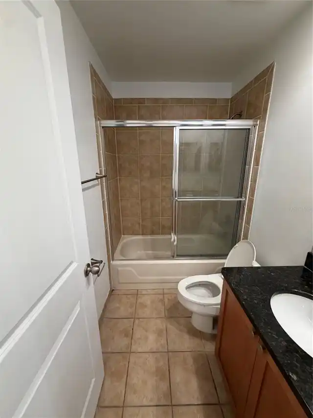 Listing Photo 9