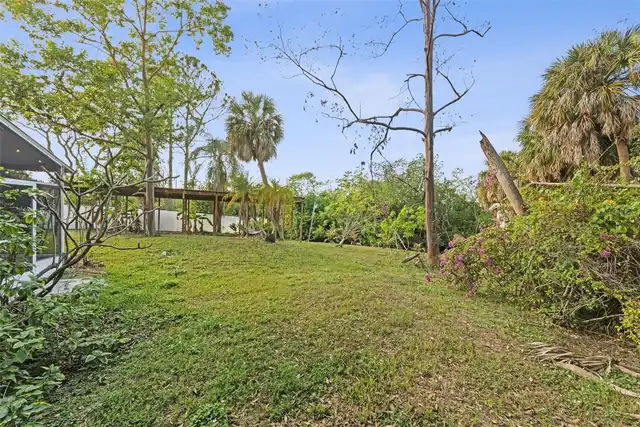 Listing Photo 37