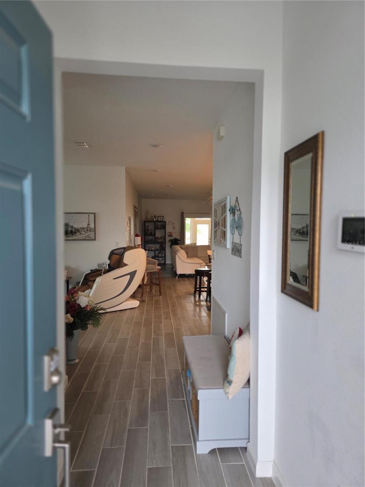 Listing Photo 11
