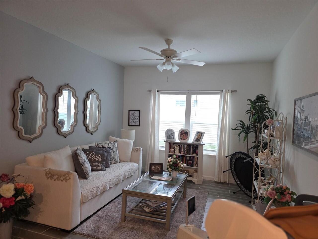 Listing Photo 12
