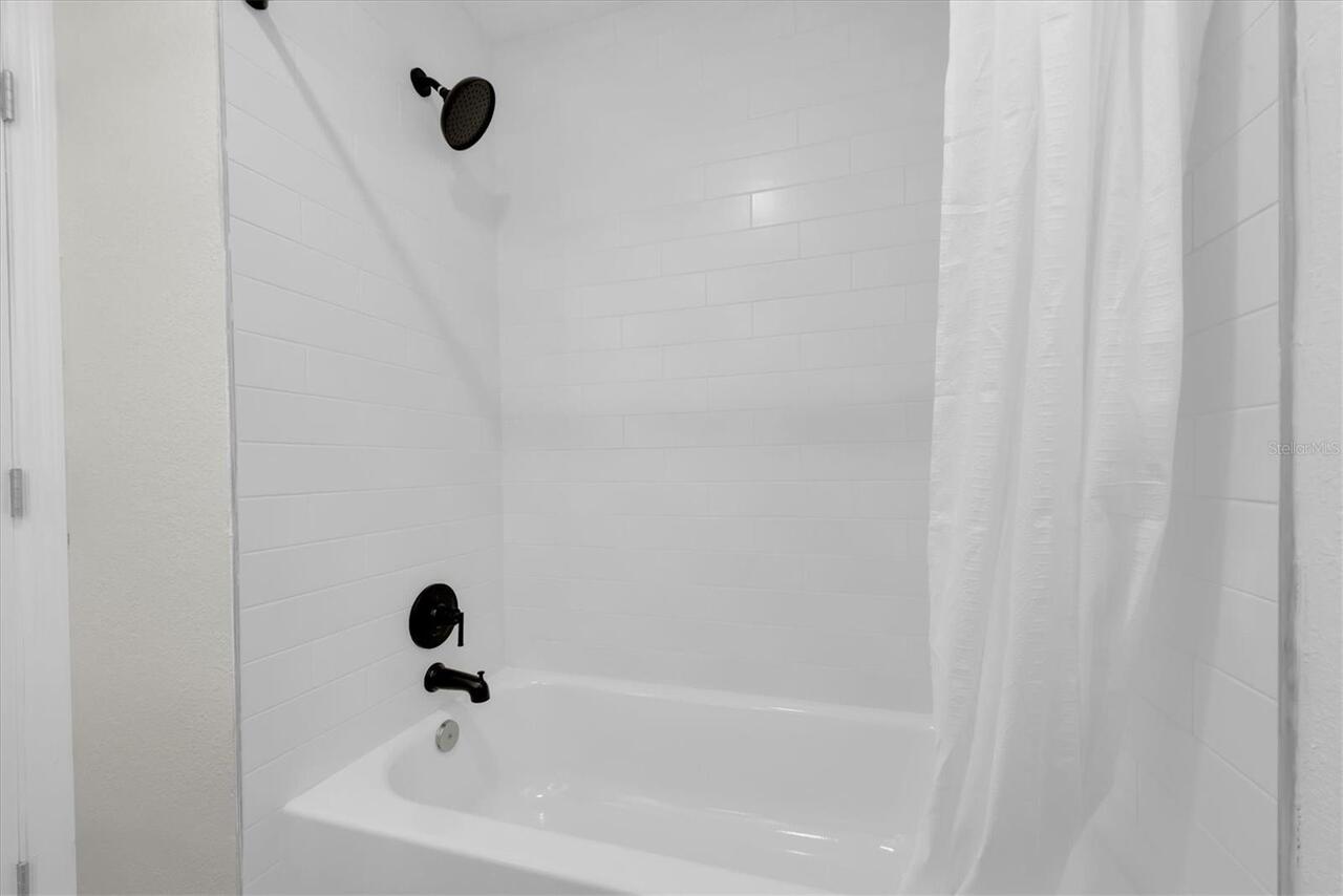 Listing Photo 24