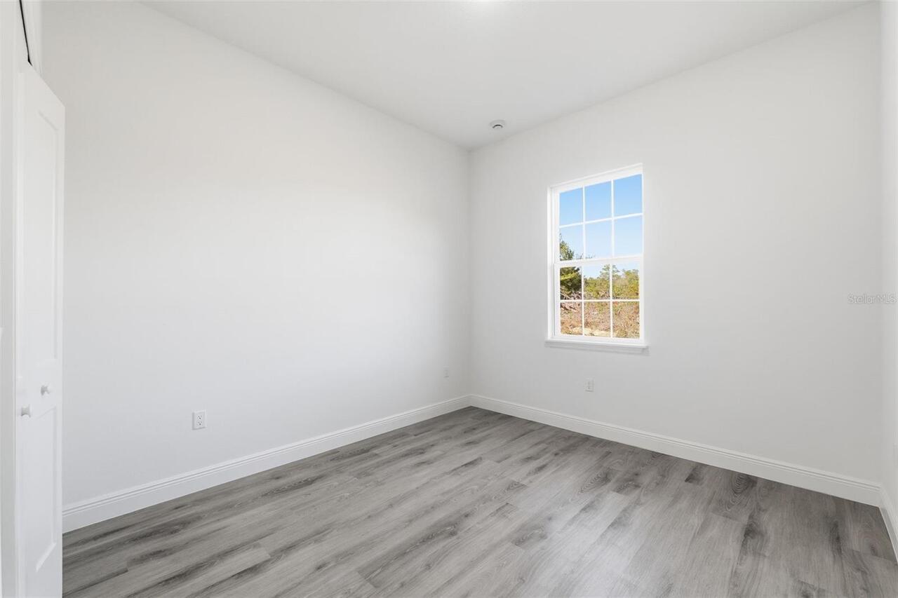 Listing Photo 28