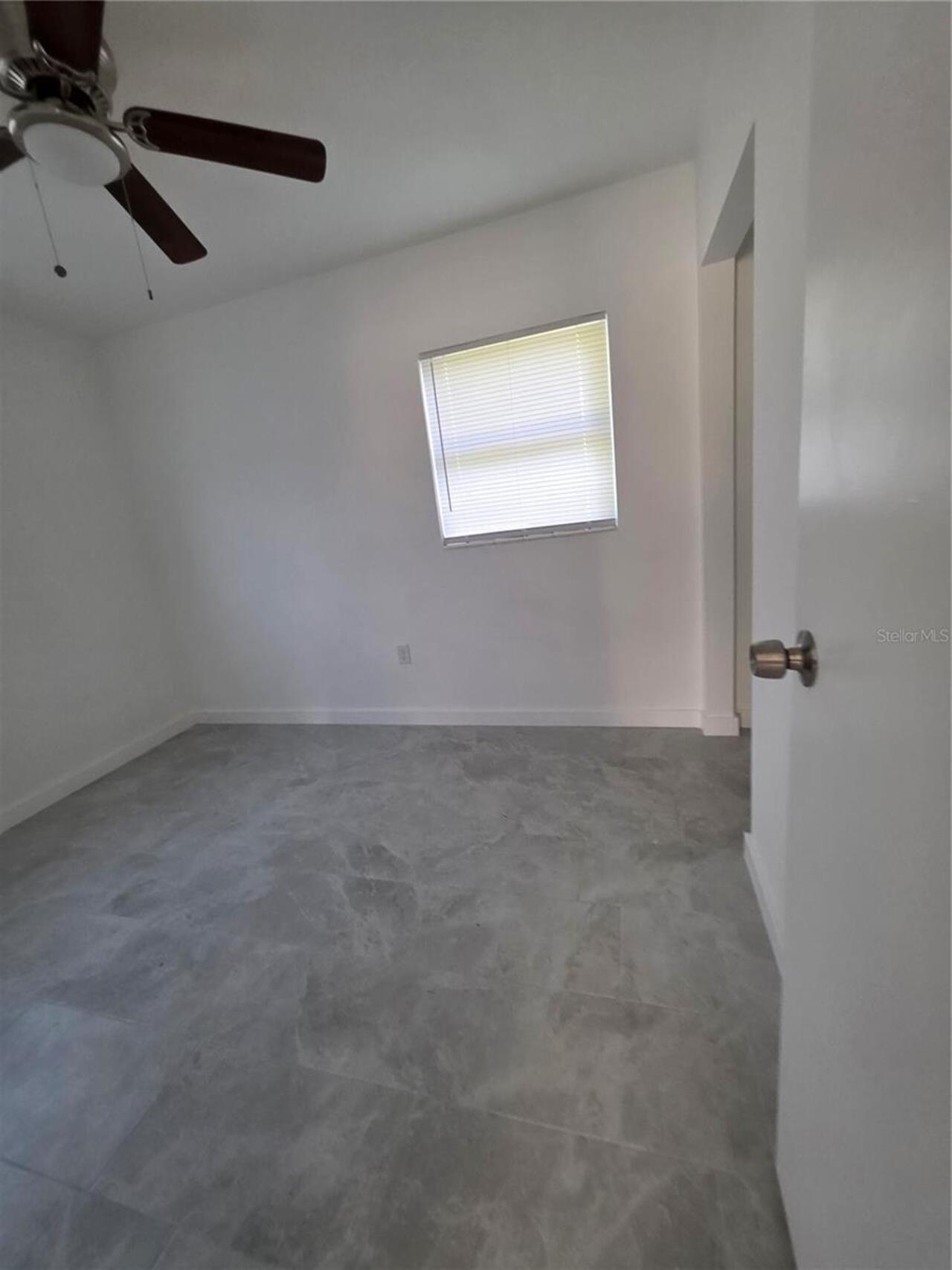 Listing Photo 9