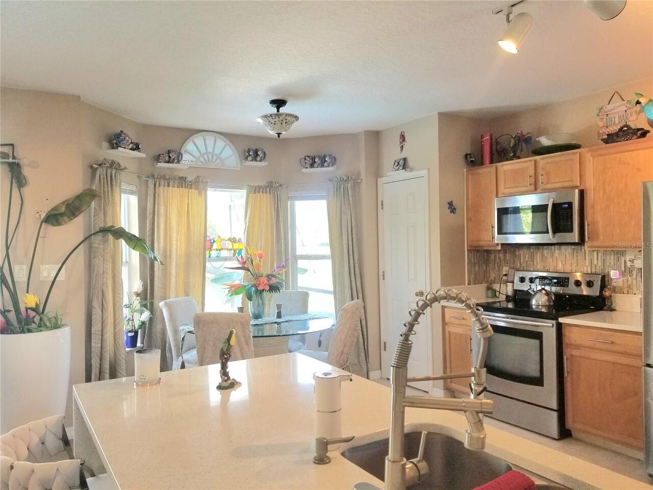 Listing Photo 9