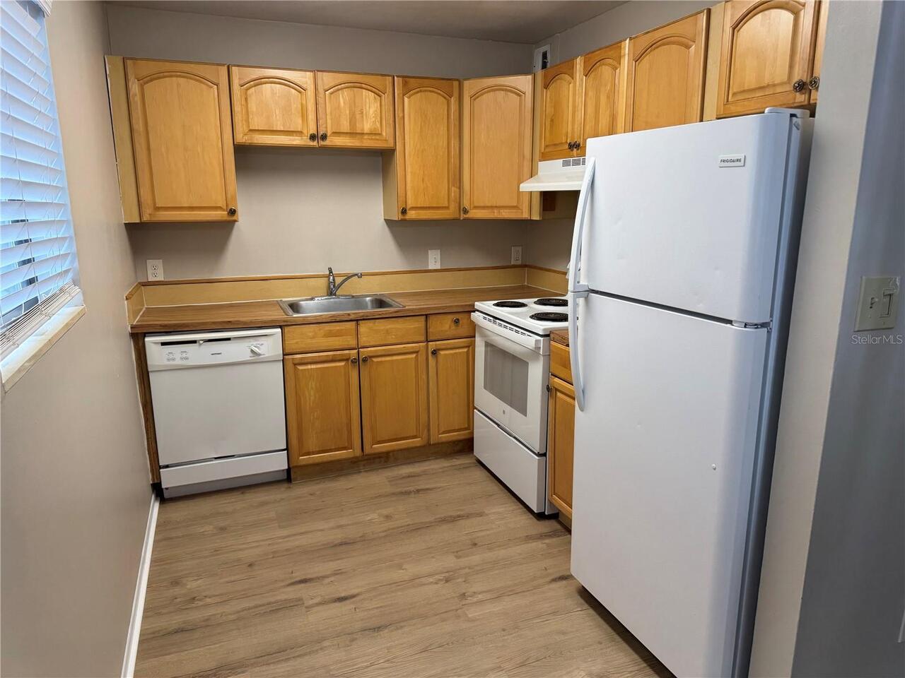 Listing Photo 7