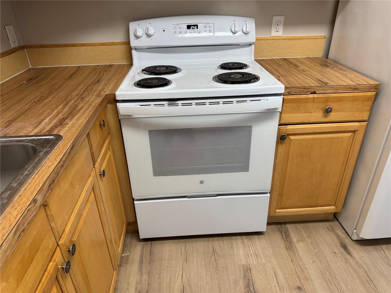 Listing Photo 8