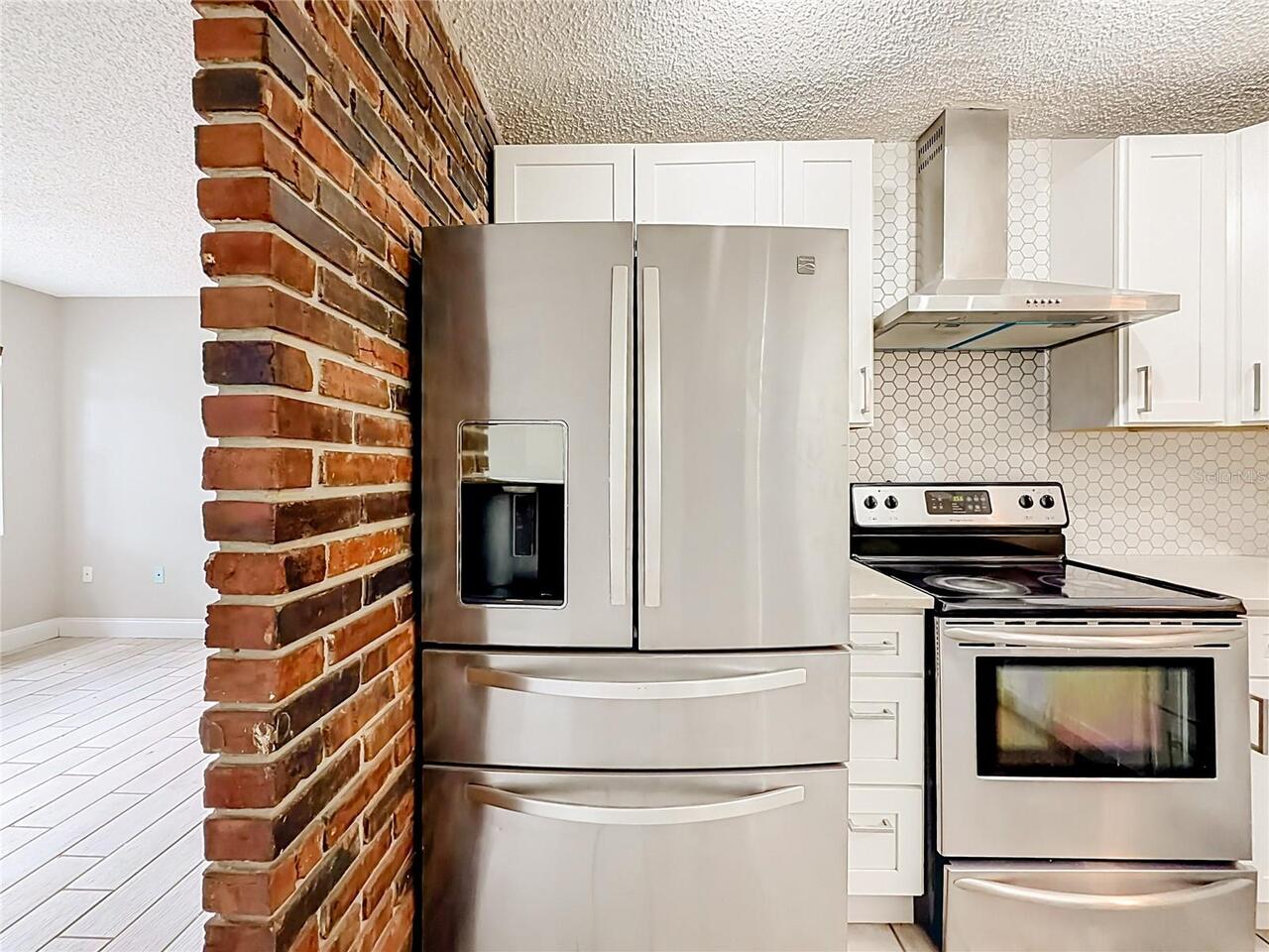 Listing Photo 16