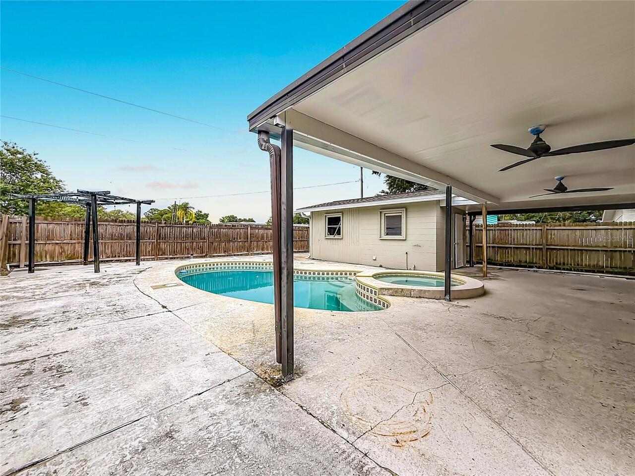 Listing Photo 37