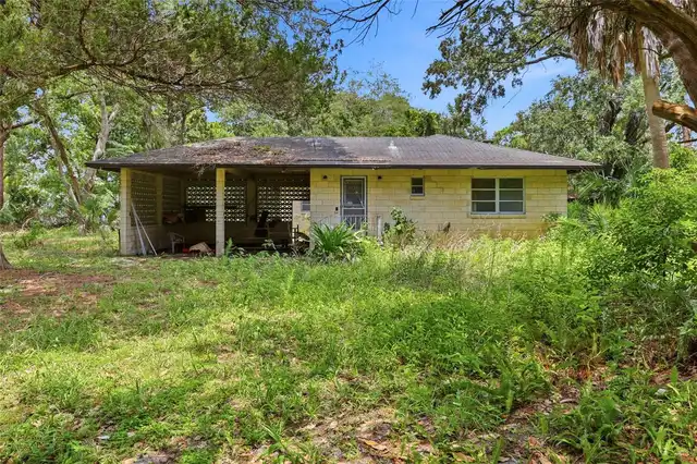 Listing Photo 16