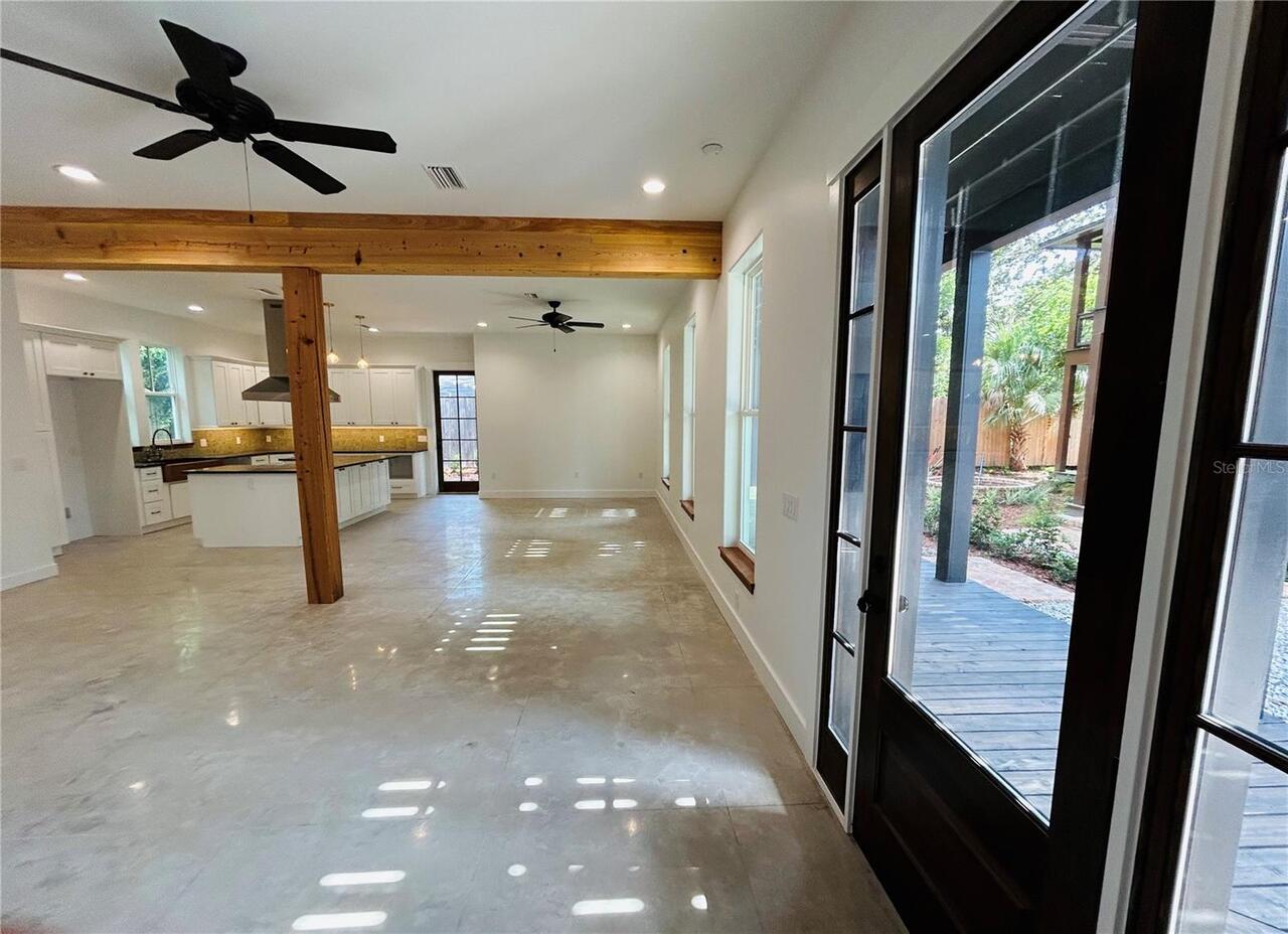 Listing Photo 17