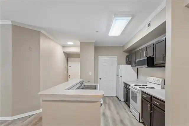 Listing Photo 15