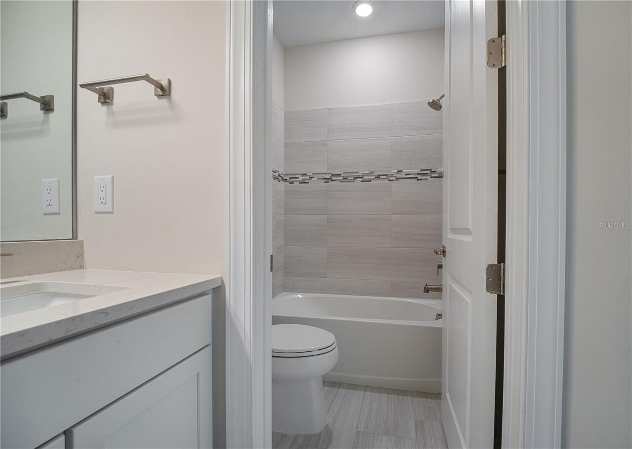 Listing Photo 9