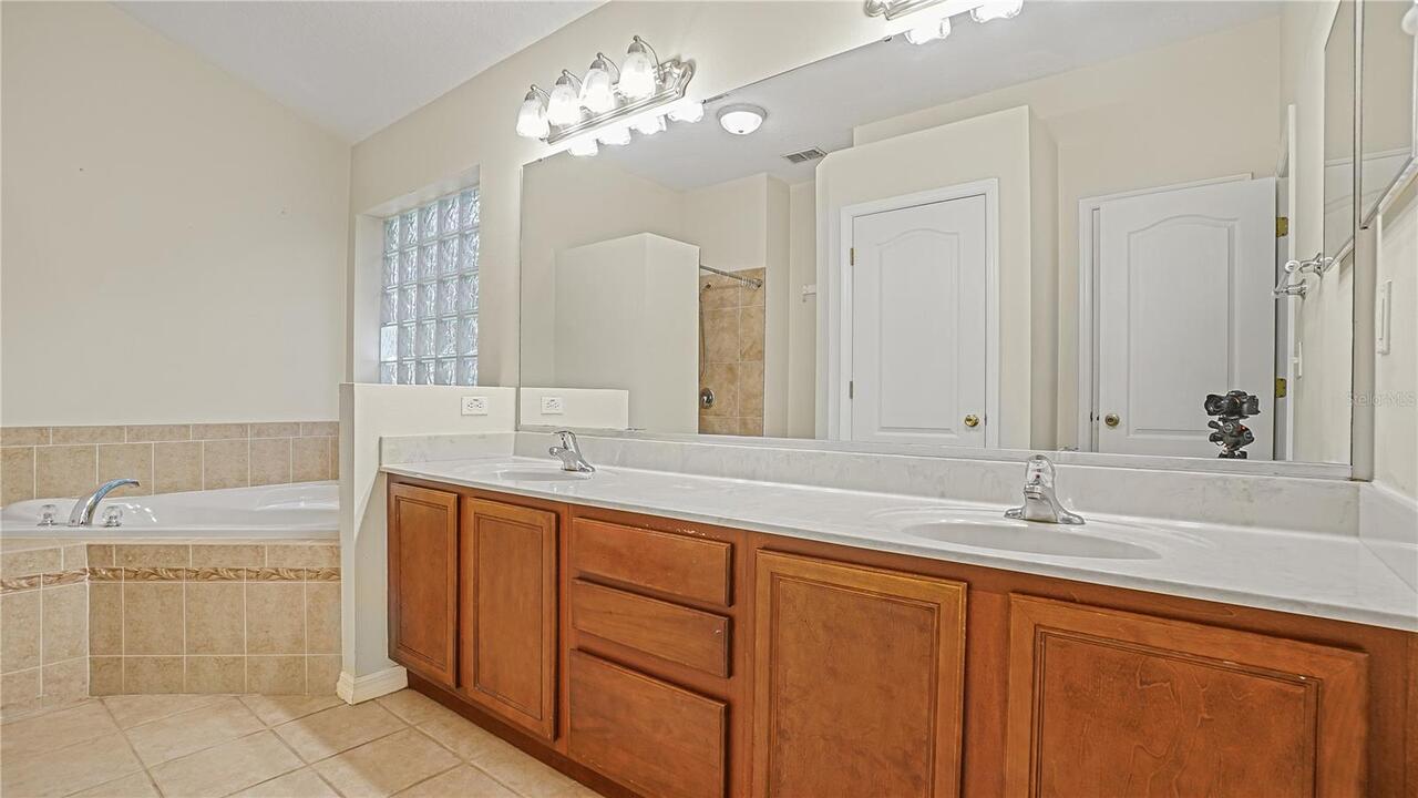 Listing Photo 29