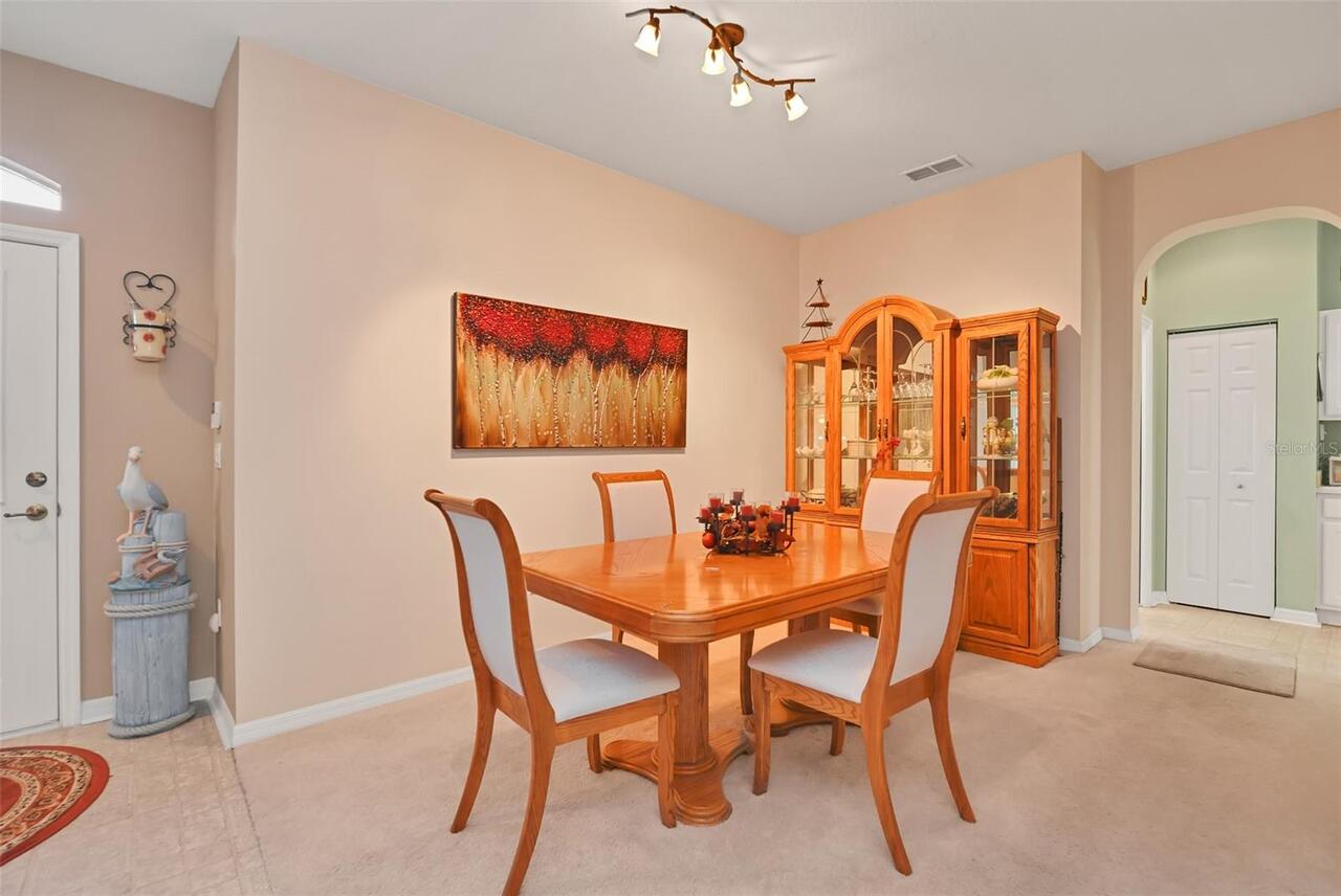Listing Photo 8