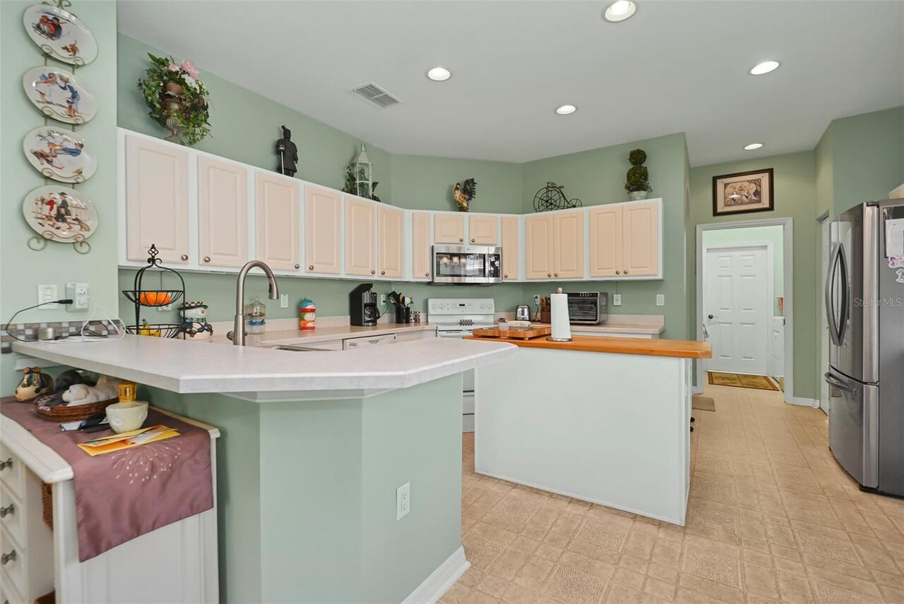 Listing Photo 11