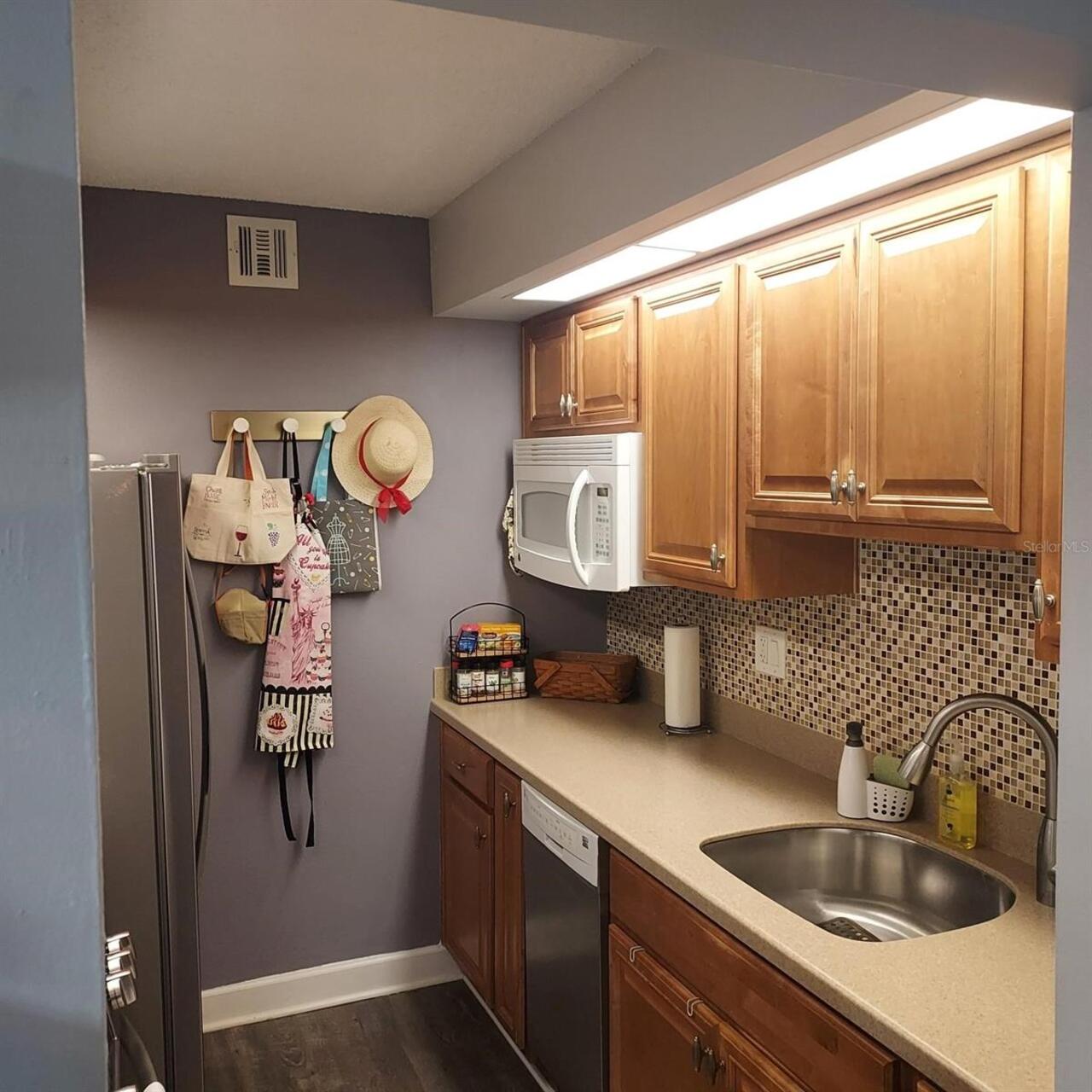 Listing Photo 6
