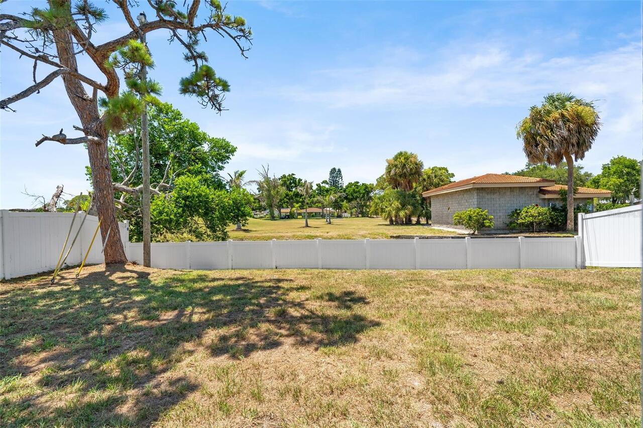 Listing Photo 40