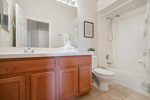 Listing Photo 14