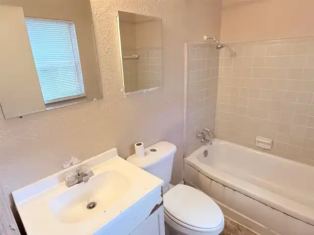 Listing Photo 19
