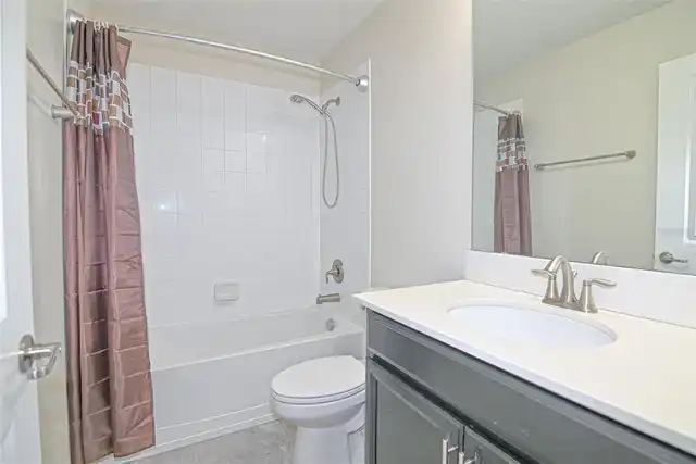 Listing Photo 25