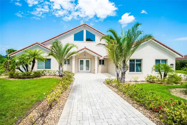 4BR, Home, 4BA, $1,200,000
Read More