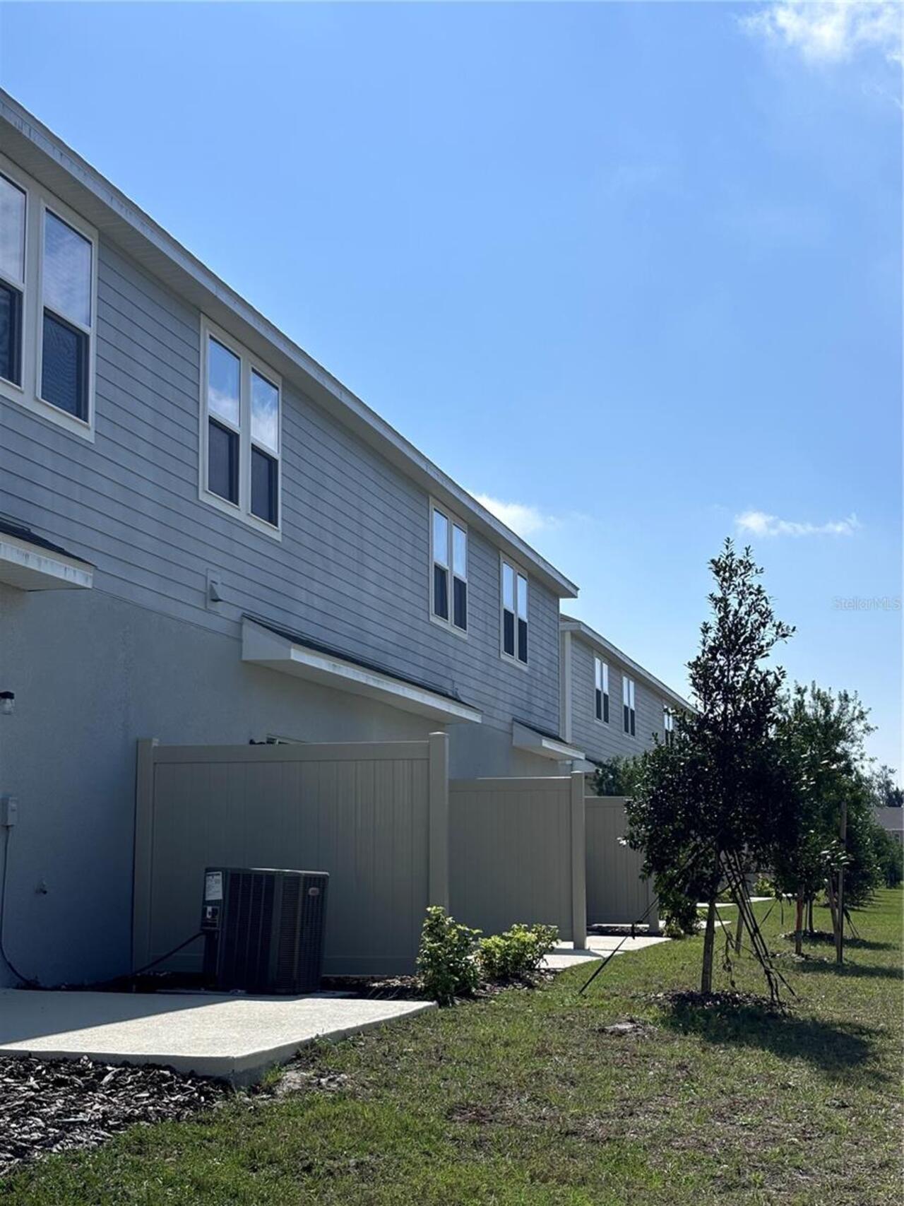 Listing Photo 17