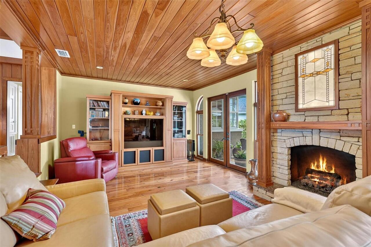 Listing Photo 14