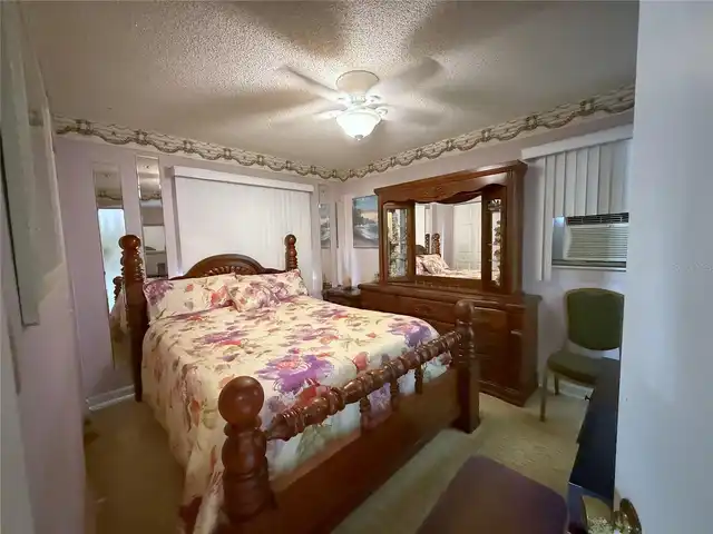 Listing Photo 13
