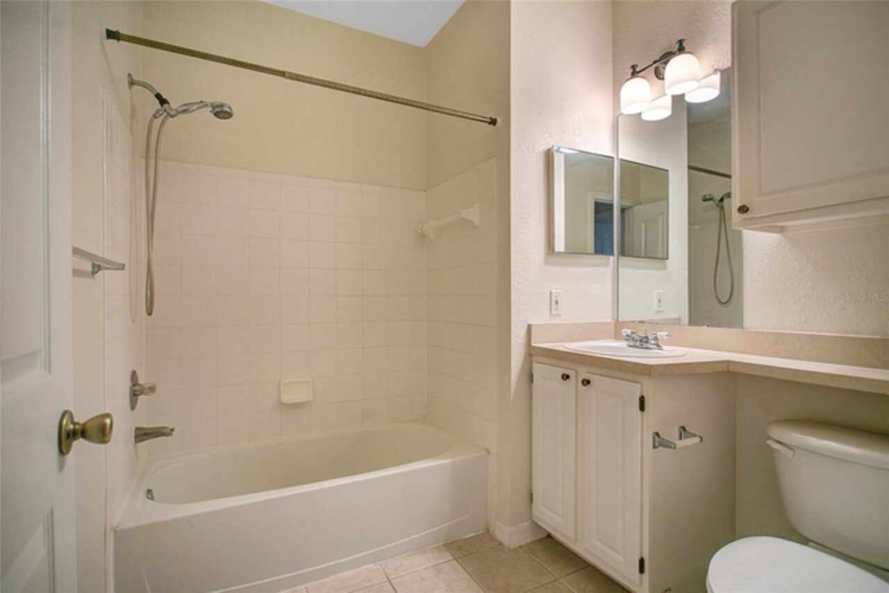 Listing Photo 11