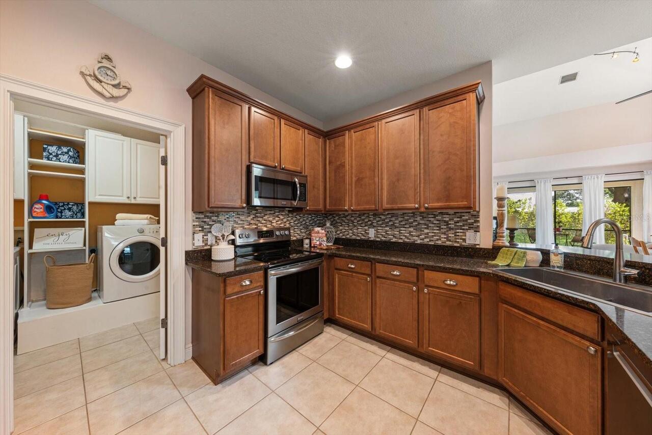Listing Photo 9