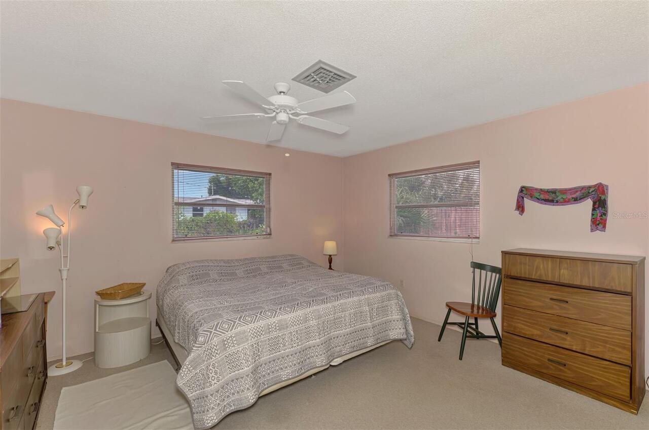 Listing Photo 34