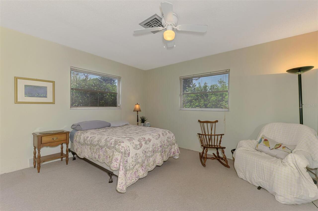 Listing Photo 37