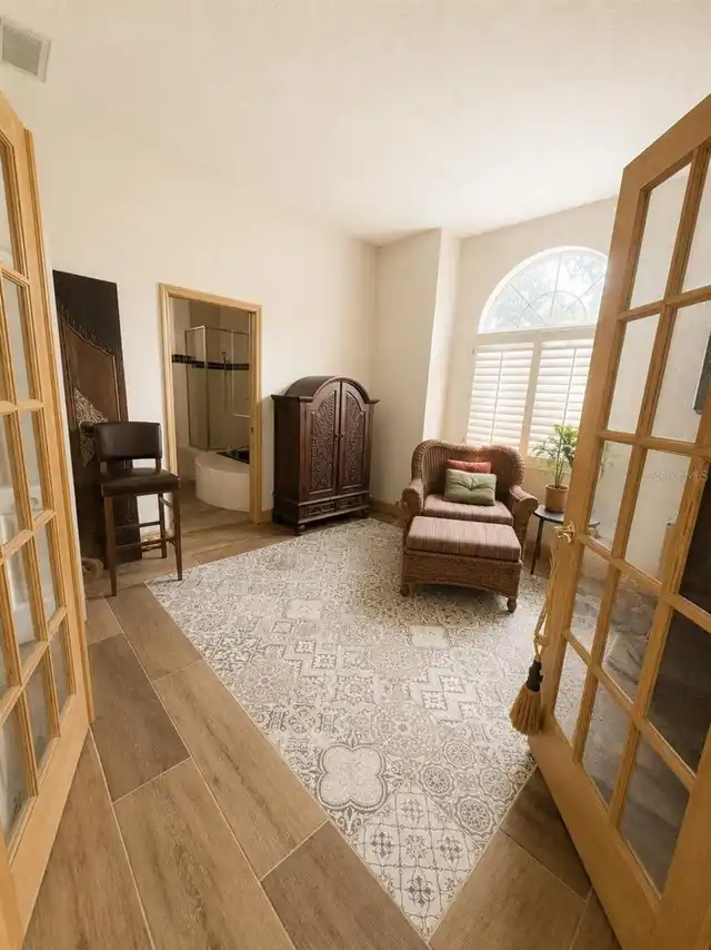 Listing Photo 15