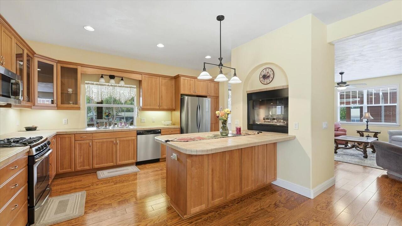 Listing Photo 11