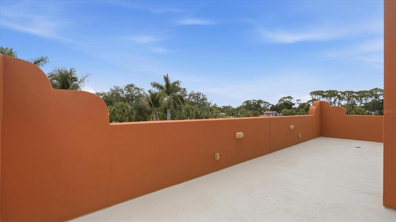 Listing Photo 38