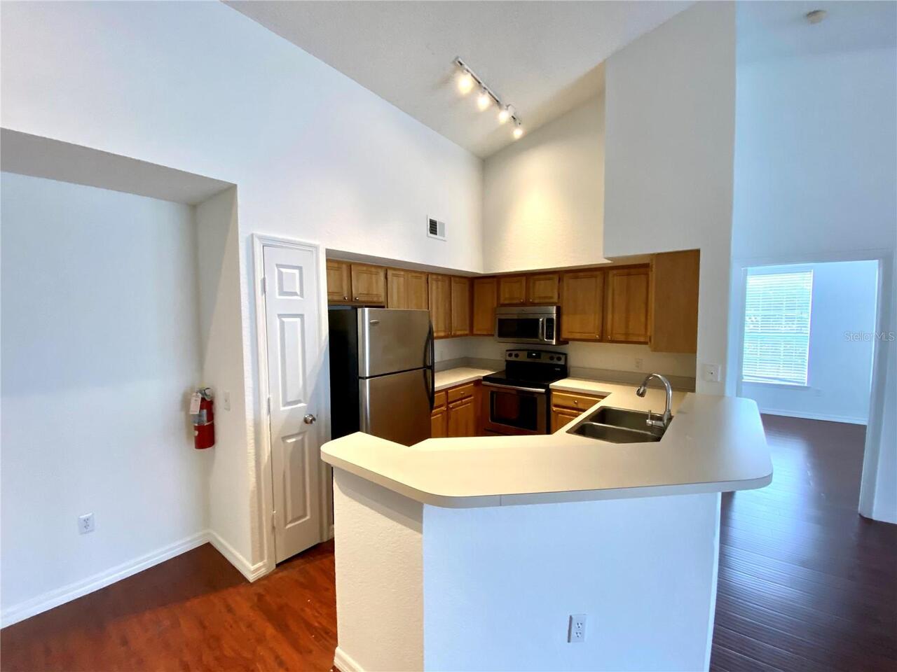 Listing Photo 7
