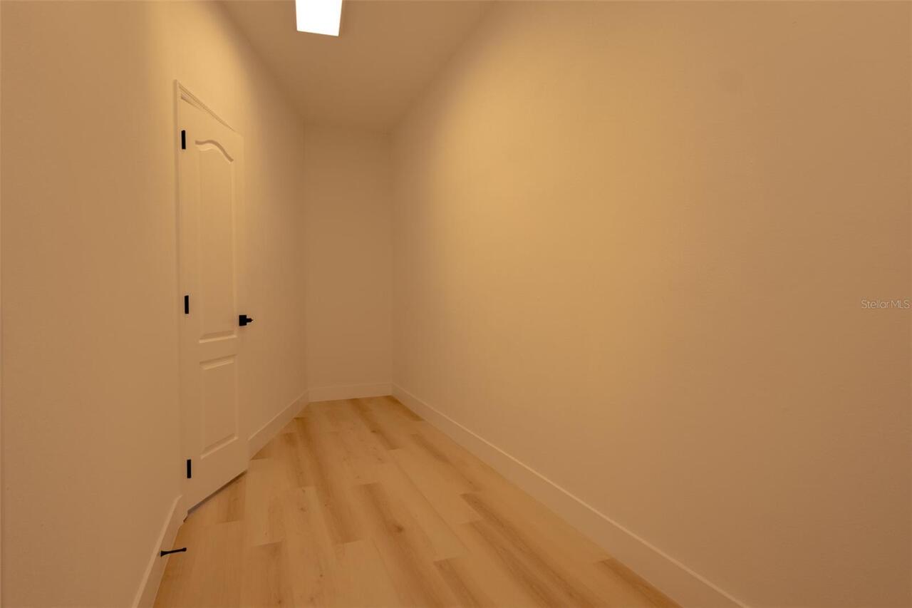 Listing Photo 24