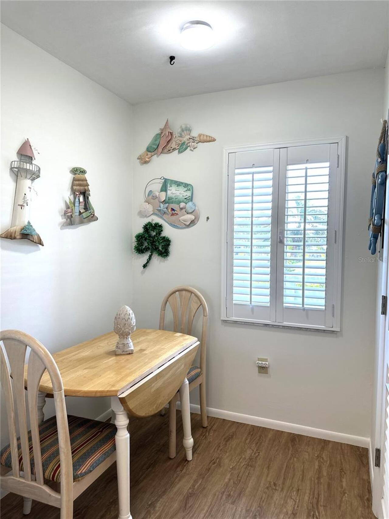 Listing Photo 8