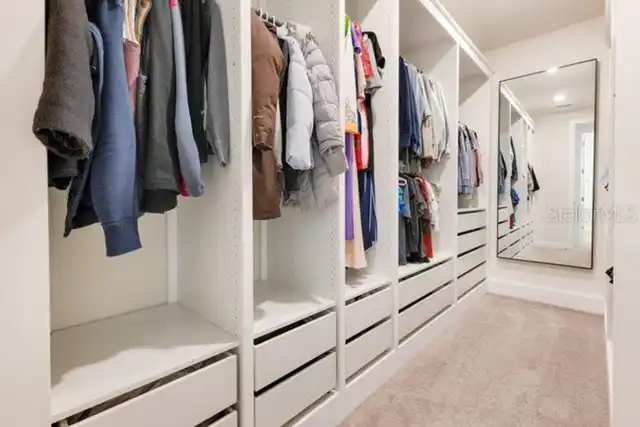 Listing Photo 12