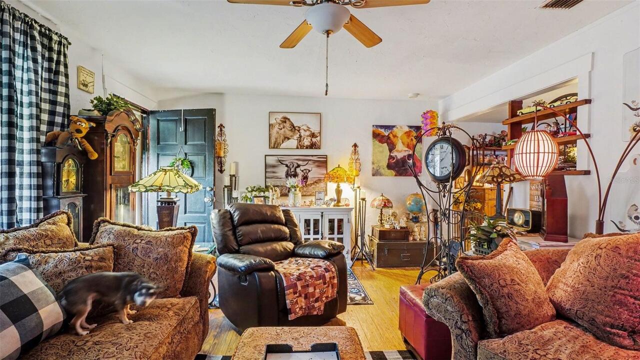 Listing Photo 8