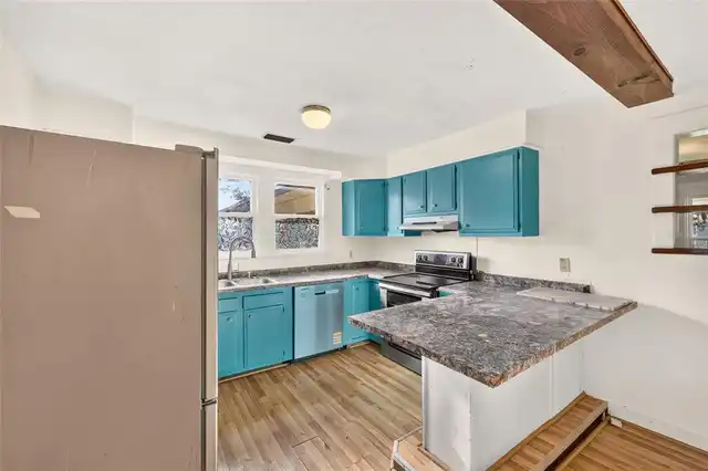Listing Photo 19