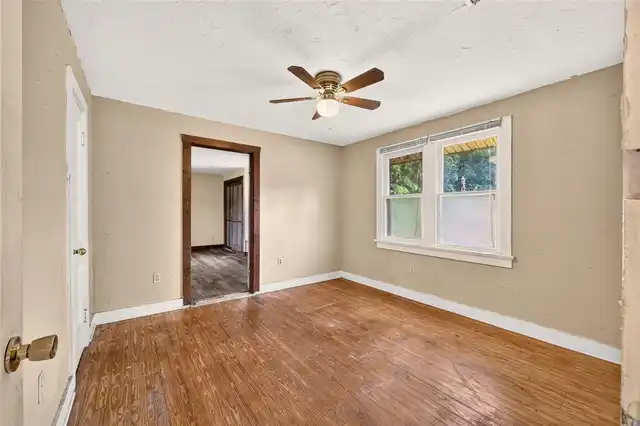 Listing Photo 28