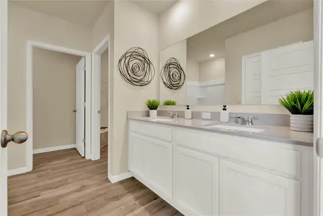 Listing Photo 22