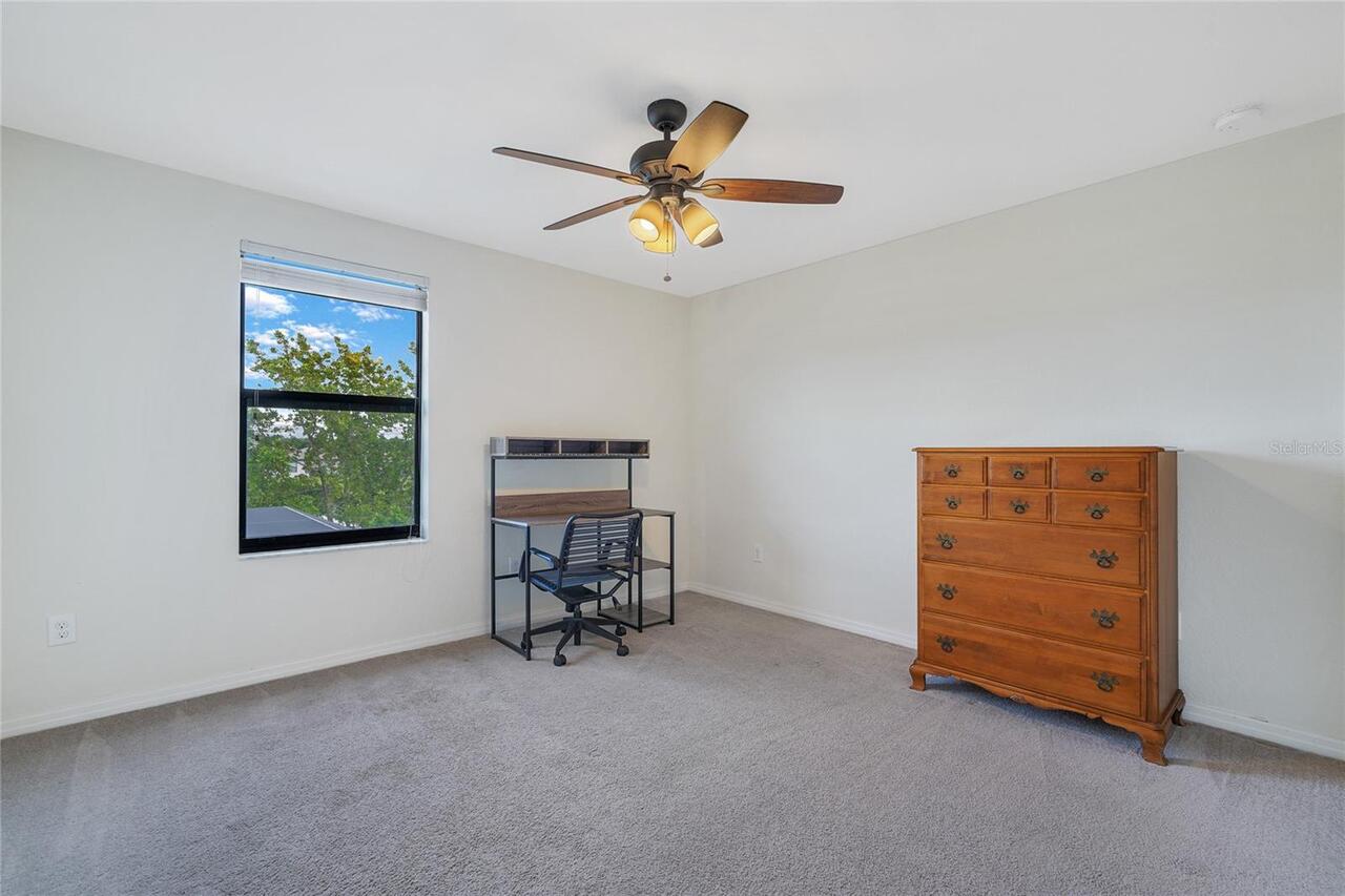 Listing Photo 32