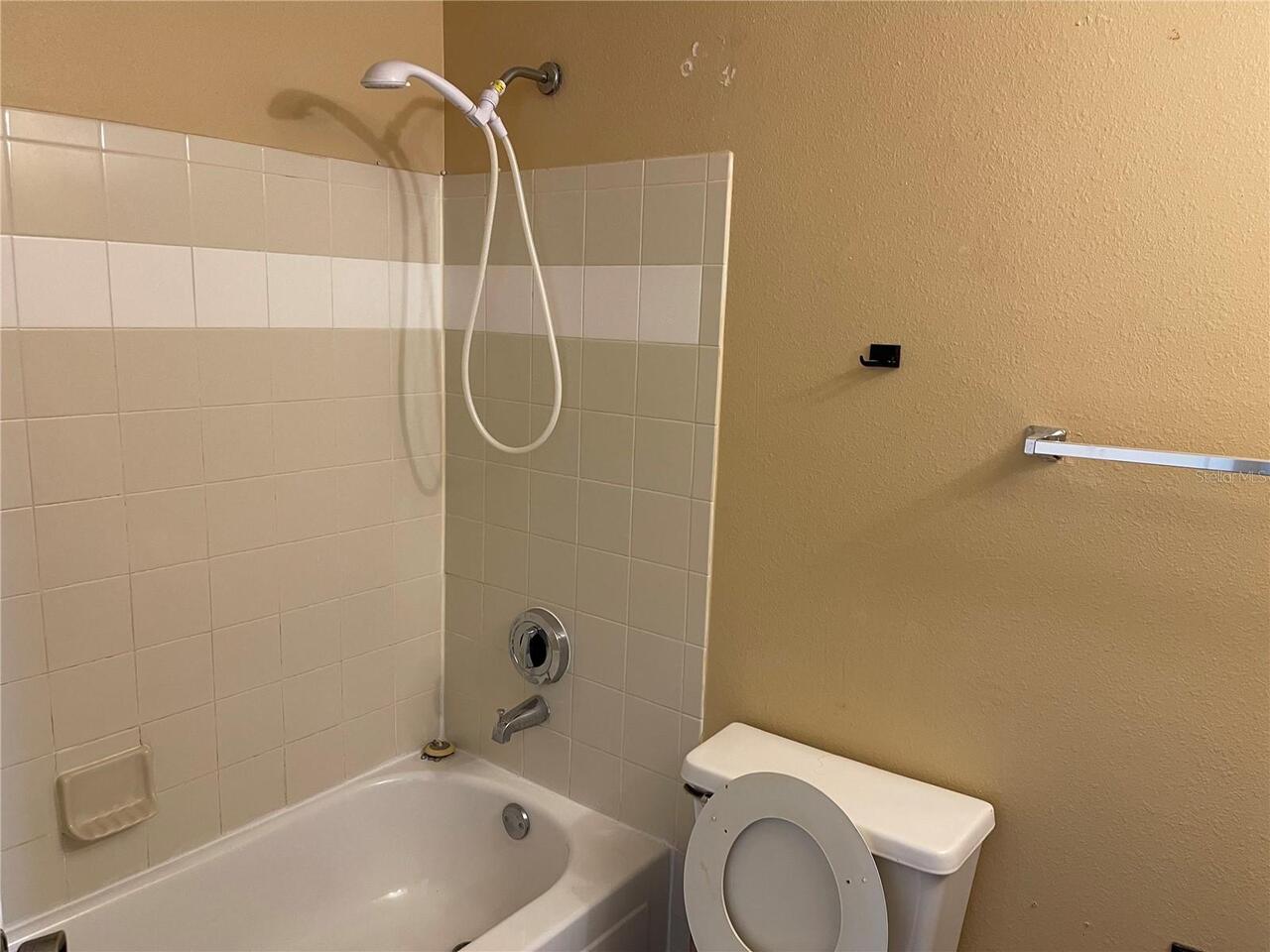 Listing Photo 9