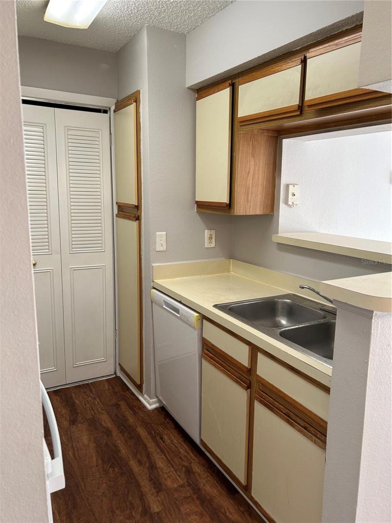 Listing Photo 7