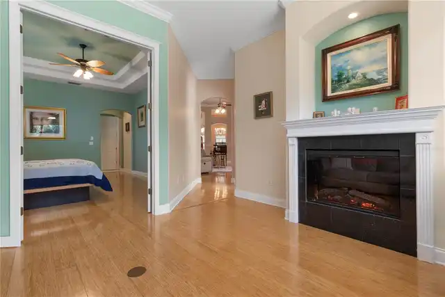 Listing Photo 17