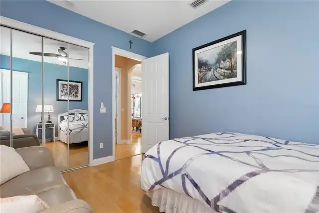 Listing Photo 28
